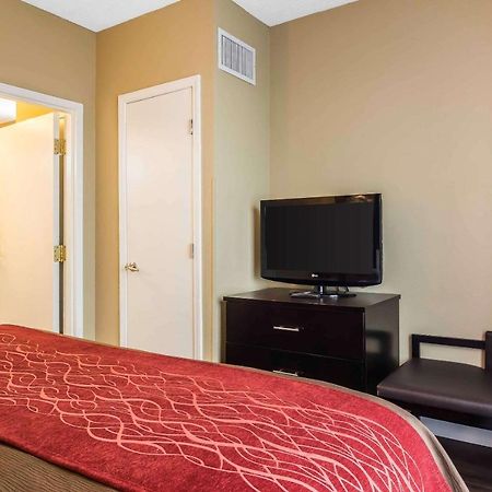 Comfort Inn & Suites Near Six Flags Lithia Springs Luaran gambar
