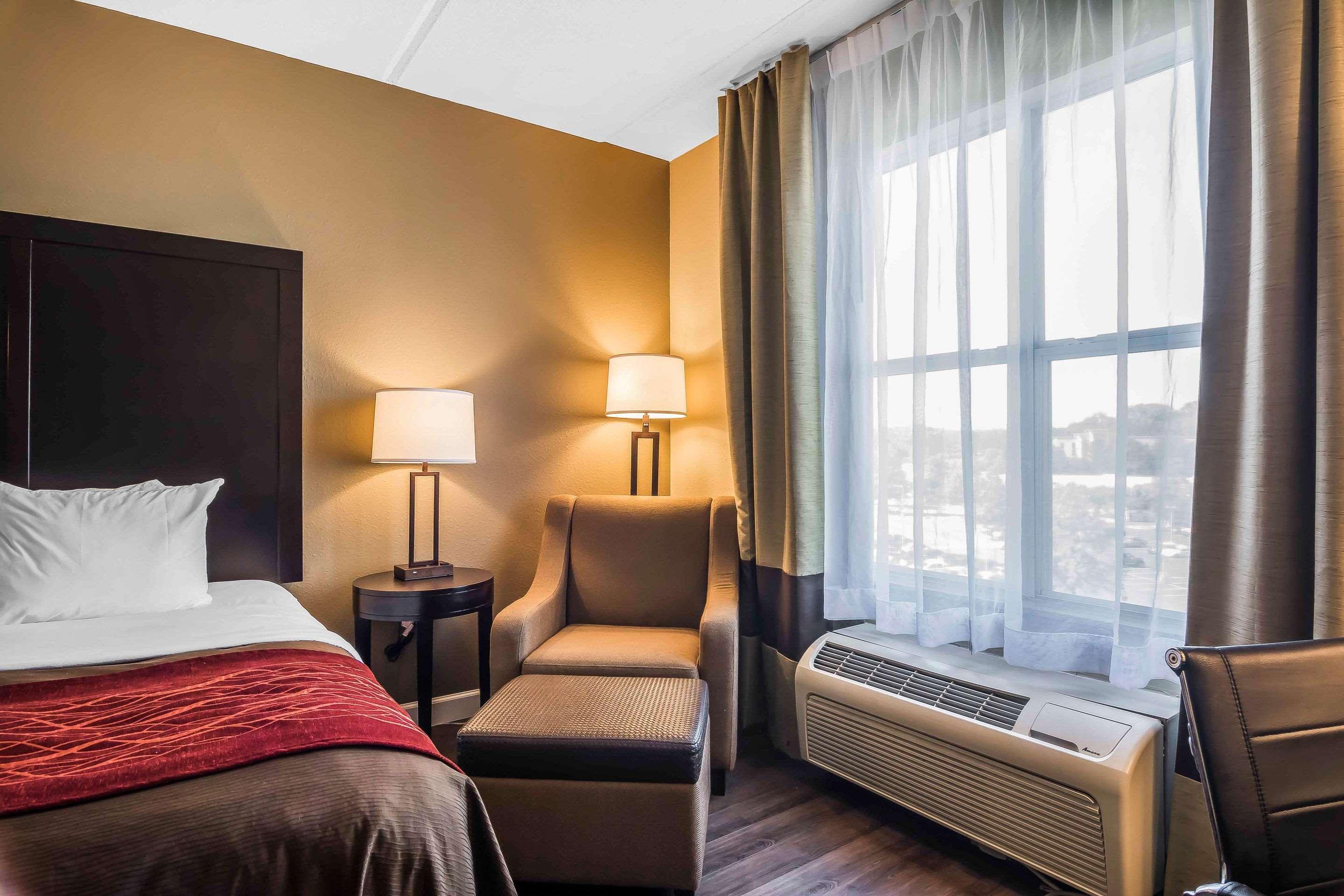 Comfort Inn & Suites Near Six Flags Lithia Springs Luaran gambar
