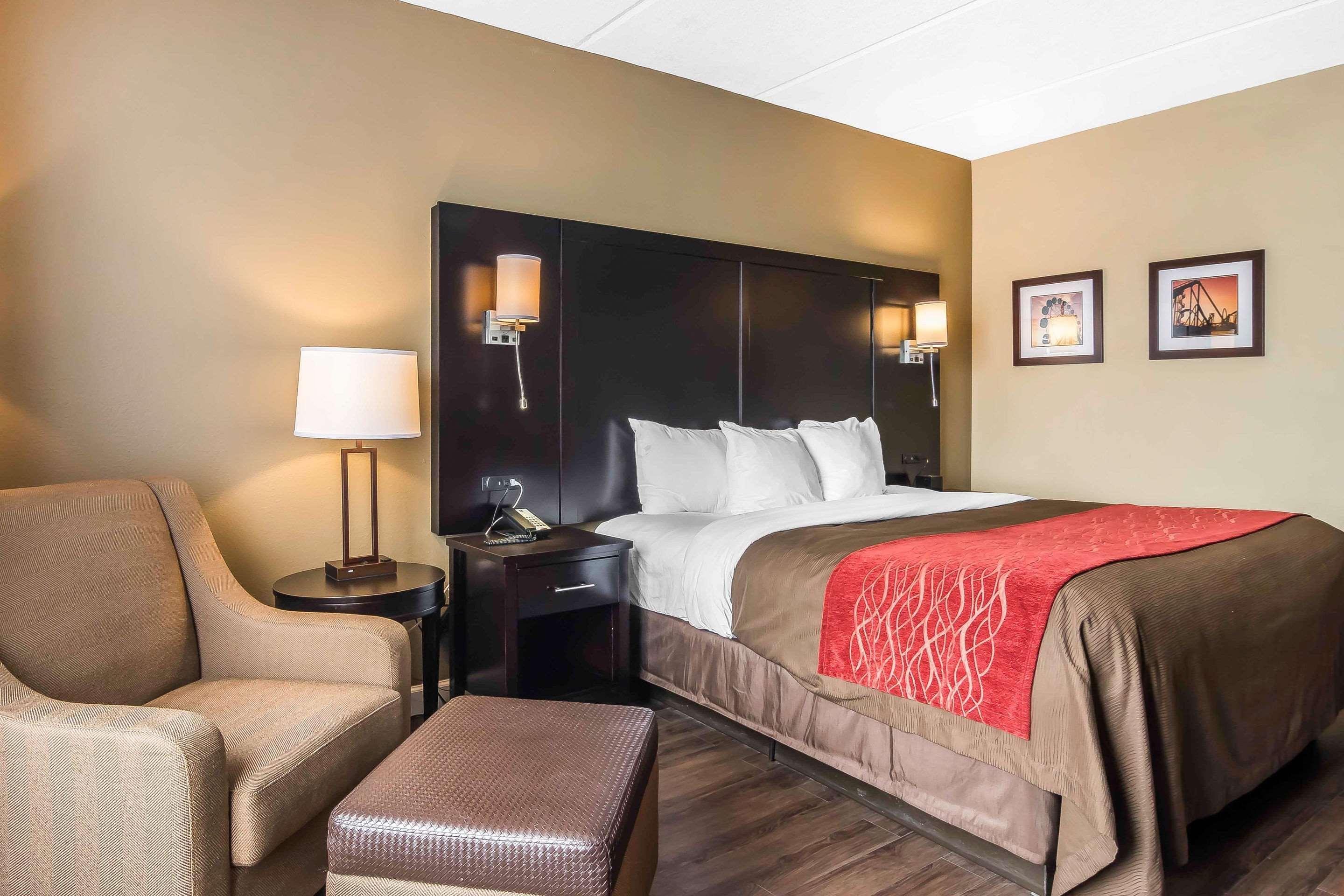Comfort Inn & Suites Near Six Flags Lithia Springs Luaran gambar