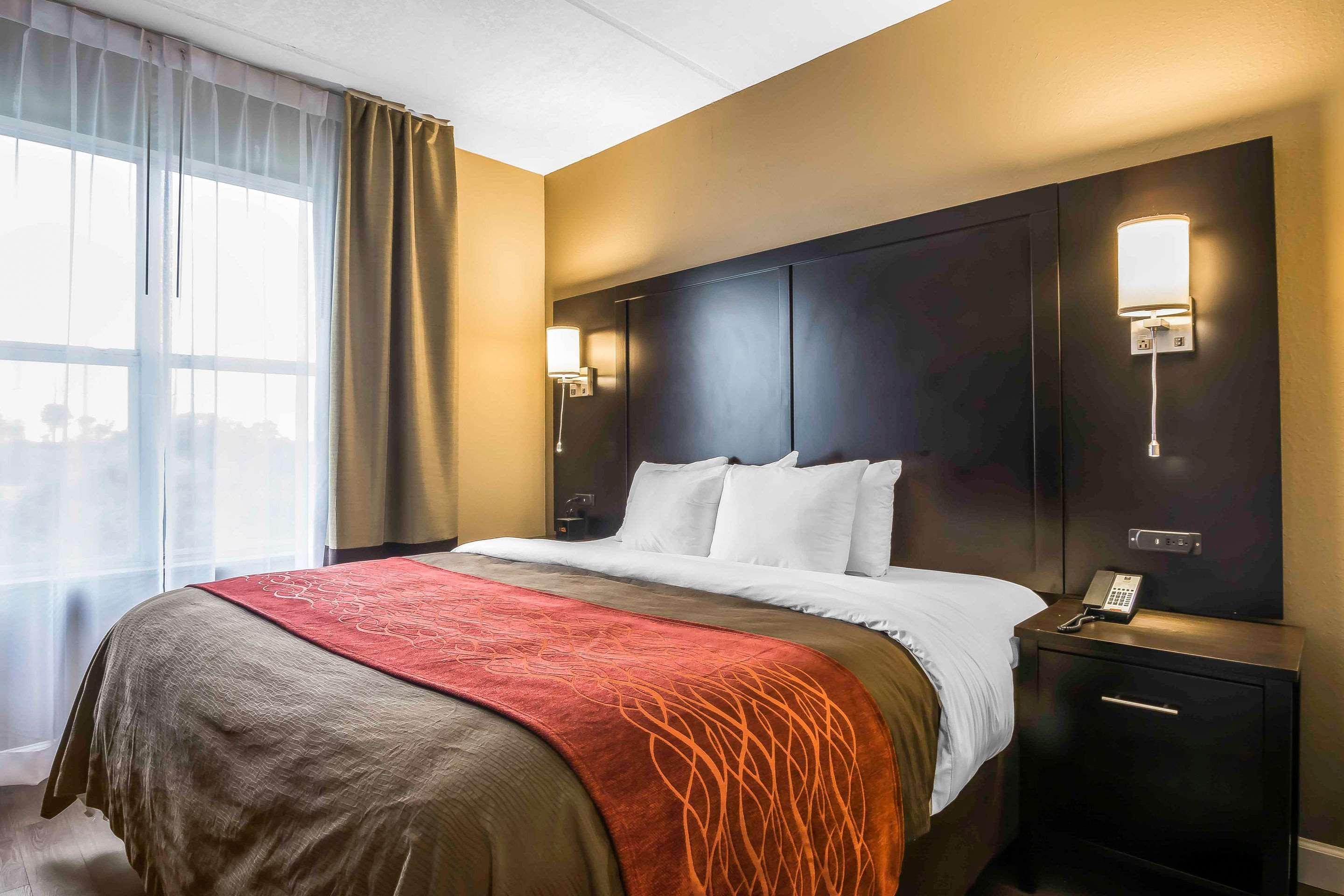 Comfort Inn & Suites Near Six Flags Lithia Springs Luaran gambar